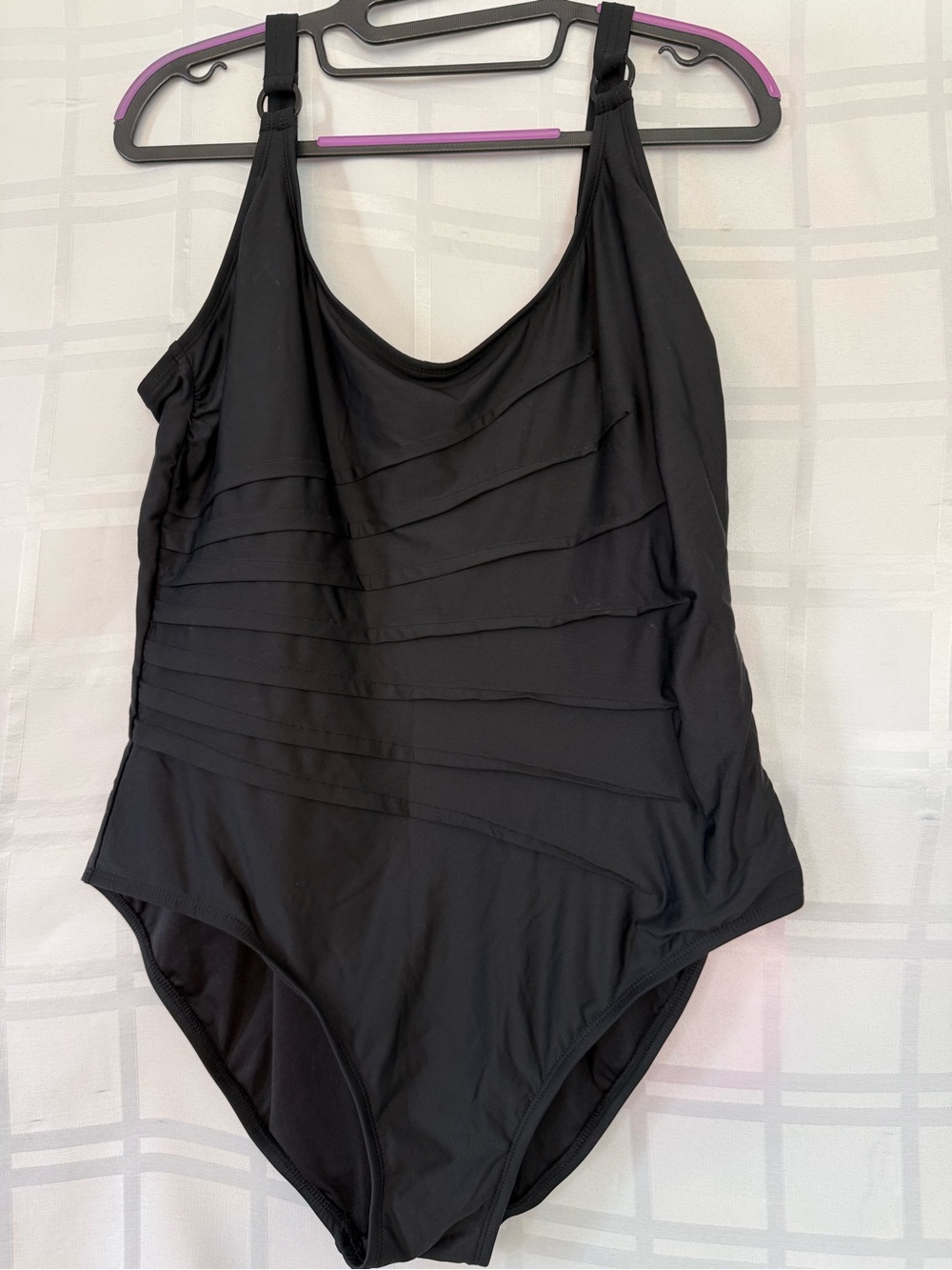 DKNY Black Women’s 2XL Slimming Bathing  Suit With Ruching
